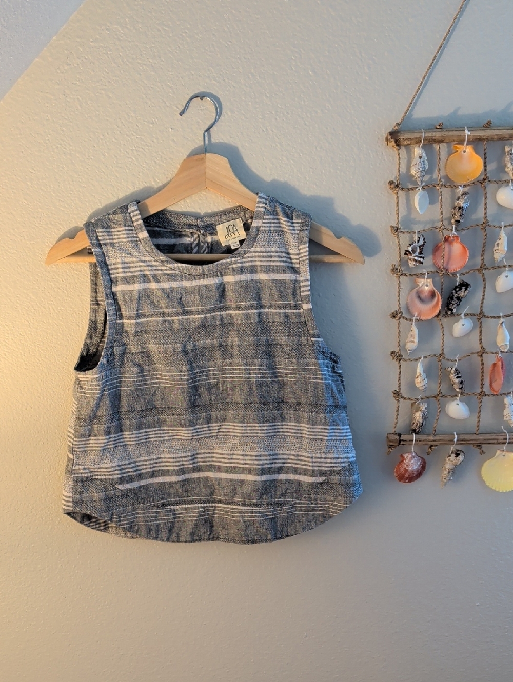 dRA Los Angeles Striped Sleeveless Linen-Blend Tank in Blue